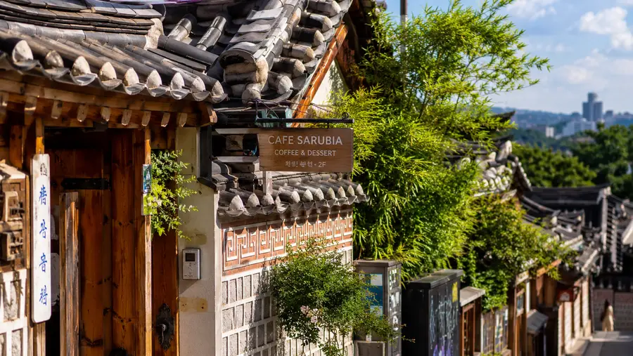 Best Restaurants, Cafes & Hotels in Bukchon Hanok Village